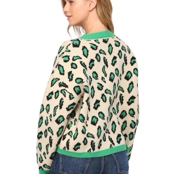 VICI Amazonia Green Leopard Print Sweater large New with tags - Picture 6 of 11